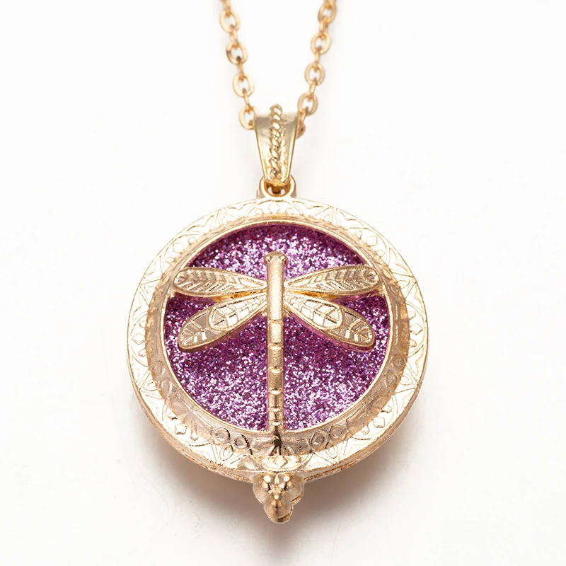 Золотой слон Ароматная коробка Подвеска Модное ожерелье Длина цепочки 60 см Случайная отправка 2 фетровых коврика HJ902-2.