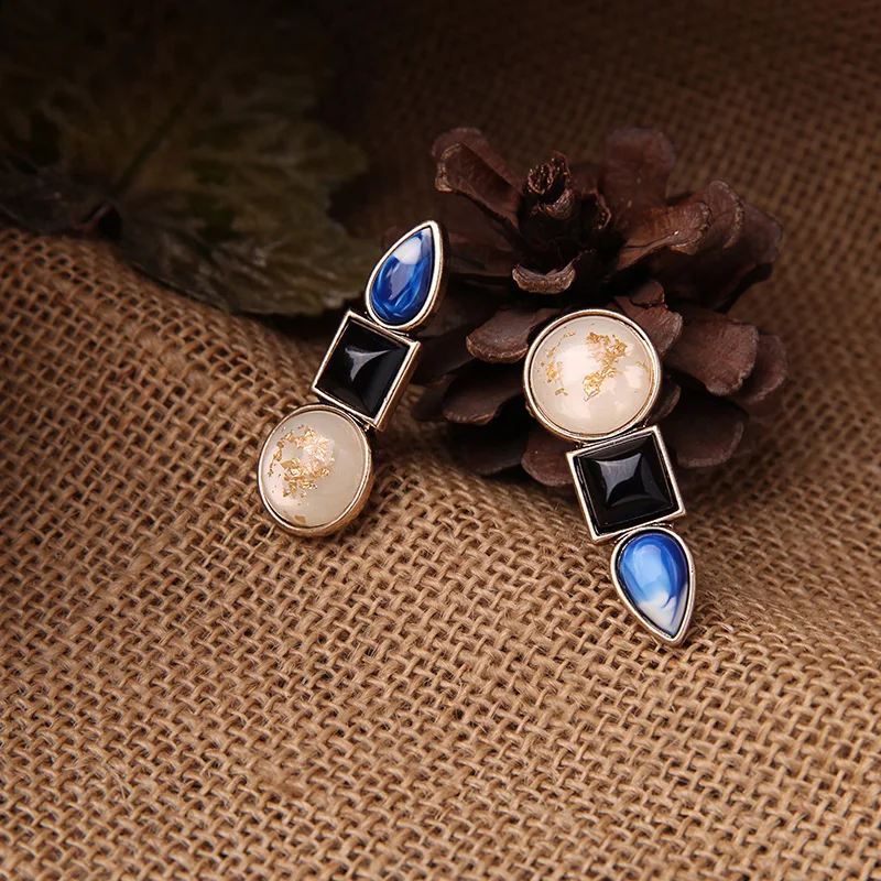 Оптовая цена новый дизайн сплав серьги для девочек идеальная мода золотой цвет