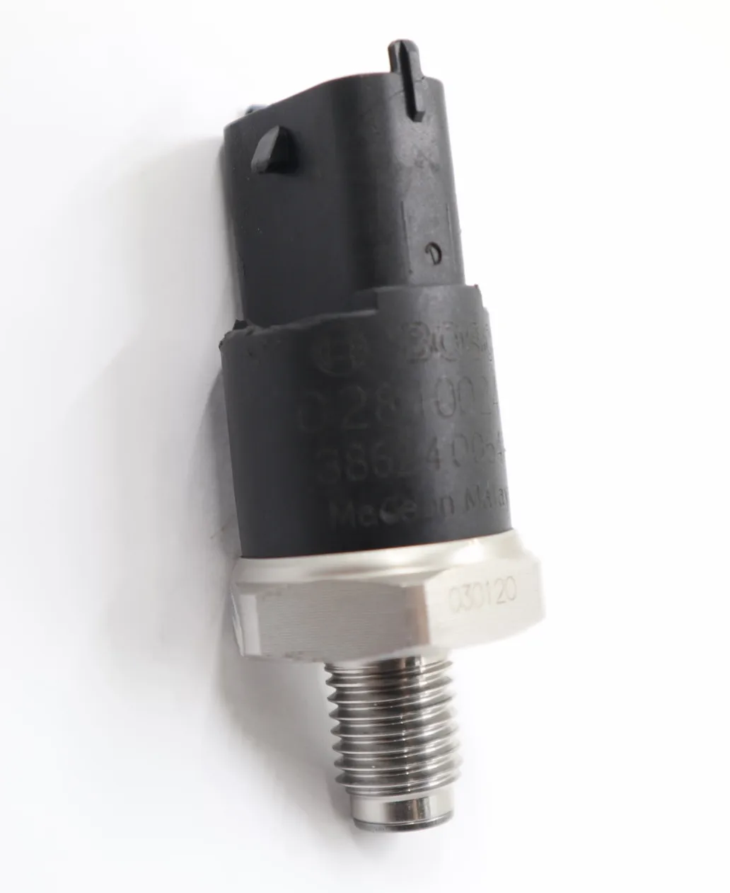 

Genuine 0281002405 0281002788 5001853014 Fuel Rail Pressure Sensor