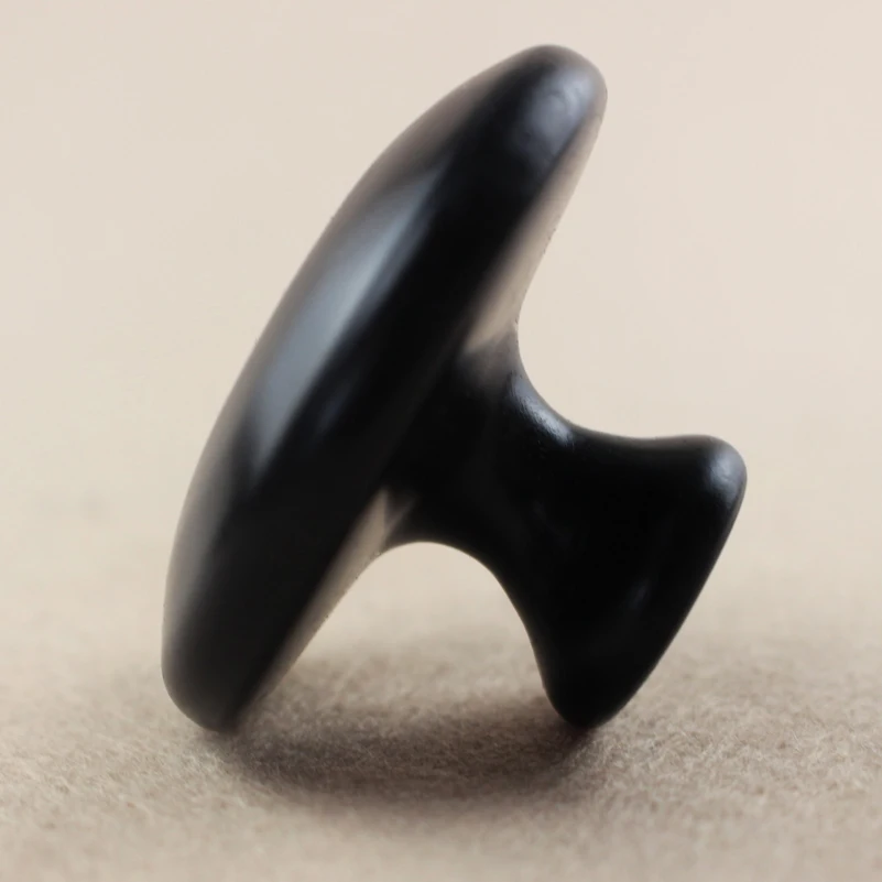 Сибин камень бянский Бианки черный резной каменный бианши массажер в форме гриба