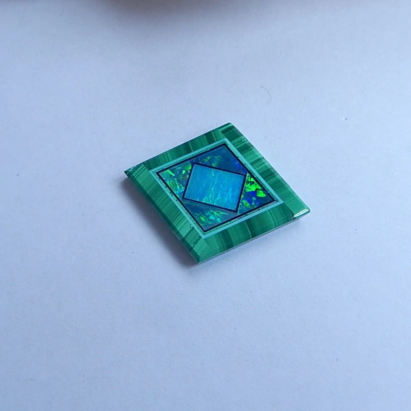 Натуральный камень Малахит, Опал бирюзовый, неограненный 21x16x1 мм 2,3 г полудрагоценный камень красота ювелирные изделия аксессуары