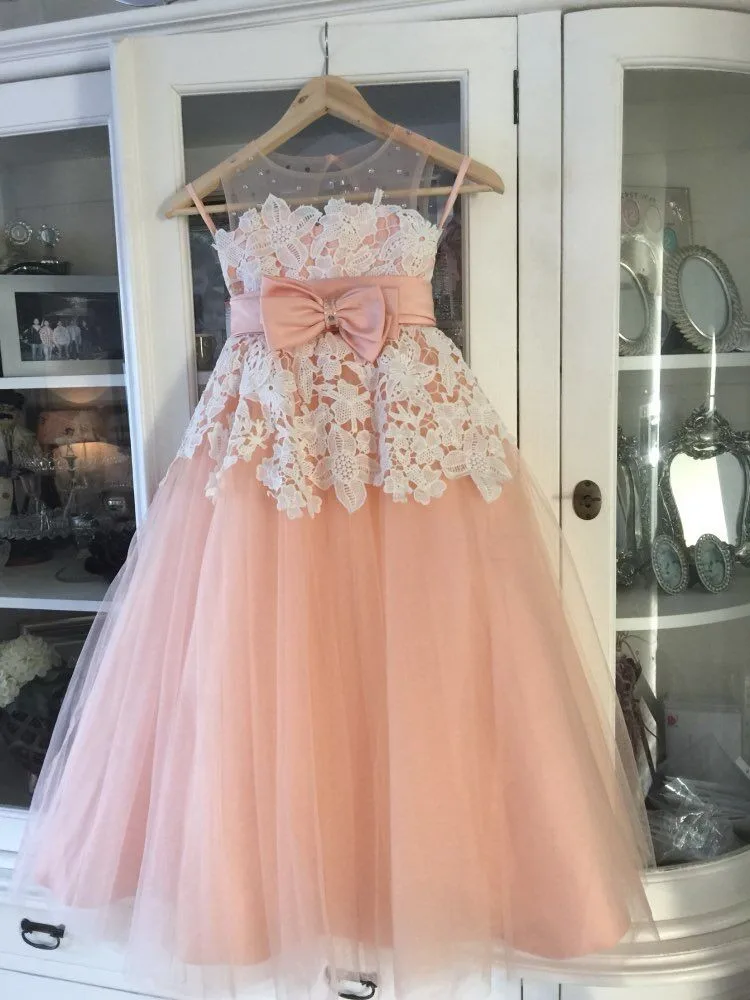 A-Line Lace Flower Girl Dresses Floor Length Scoop Neck First Communion Dresses Gown for Wedding Party