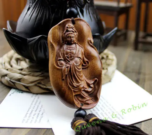 Китайская резьба по дереву Автомобильная подвеска Quan Guan Kwan Yin деревянная