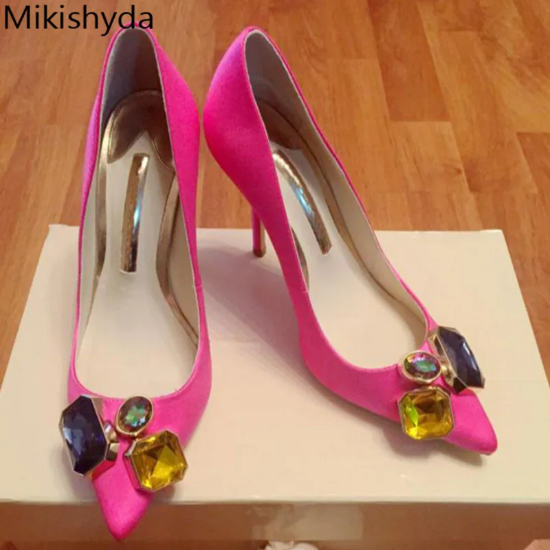 

2019 Spring Satin Pointed High-heeled Sexy Girls'green Red Pumps Bling Bling Ladies Diamond Buckle Wedding Shoes