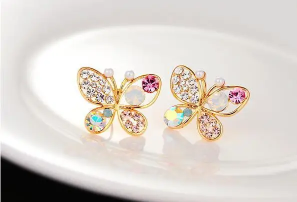 Корейские полые серьги с жемчугом и бабочкой | Украшения аксессуары