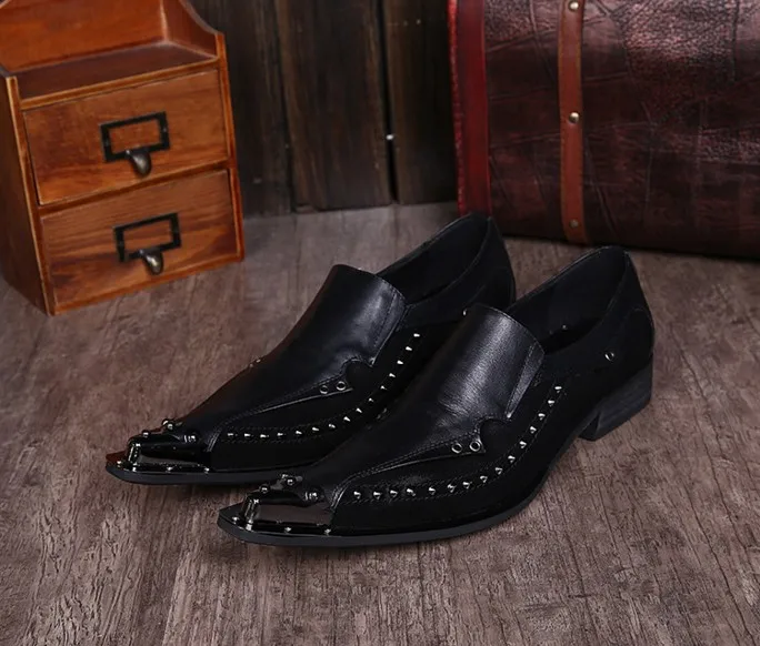 2017 Горячая Распродажа мужские модные туфли с заклепками Chaussure Homme Слипоны Мужская