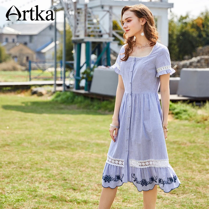 Женское длинное платье в полоску ARTKA Хлопковое с вышивкой и расклешенными