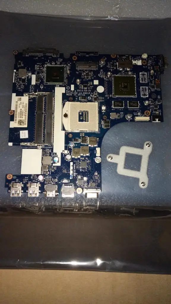 

Applicable to G500S notebook motherboard DIS HM76 GT720M number LA-9901P FRU 90003074 90003073 90003092 90003091