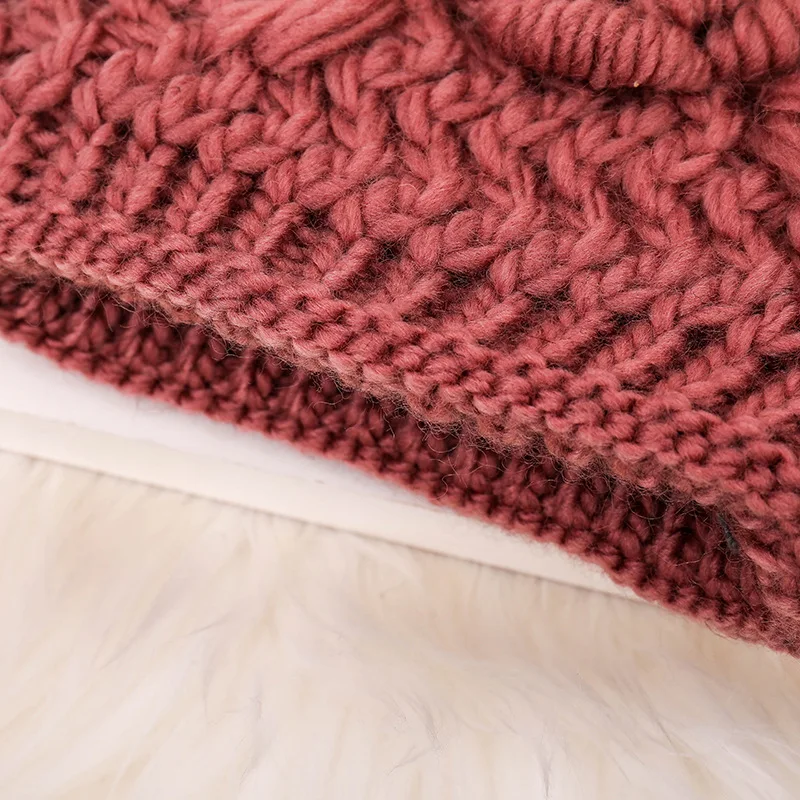 Autumn and winter new wool hat Korean version of the flower pattern knit Plus velvet Baotou warm head cap knitted women | Аксессуары для