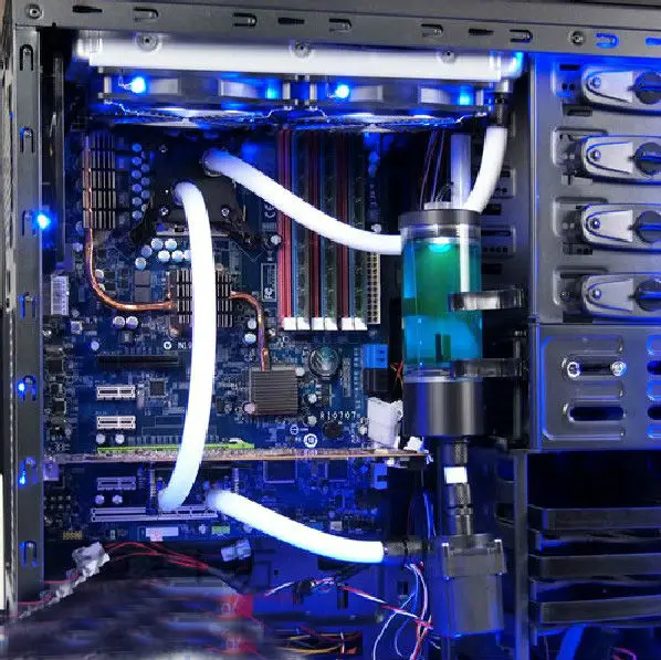 Комплект цилиндрических насосов для водяного бака со светодиодным охлаждением