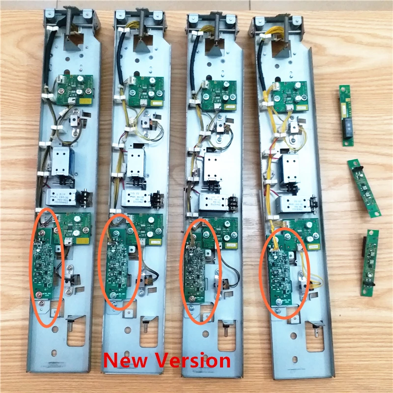 A03UR7B400(A03U-R7B4-00) цветная регистрационная рамка в сборе используется для Konica Minolta C6500 5500 6501 новая версия