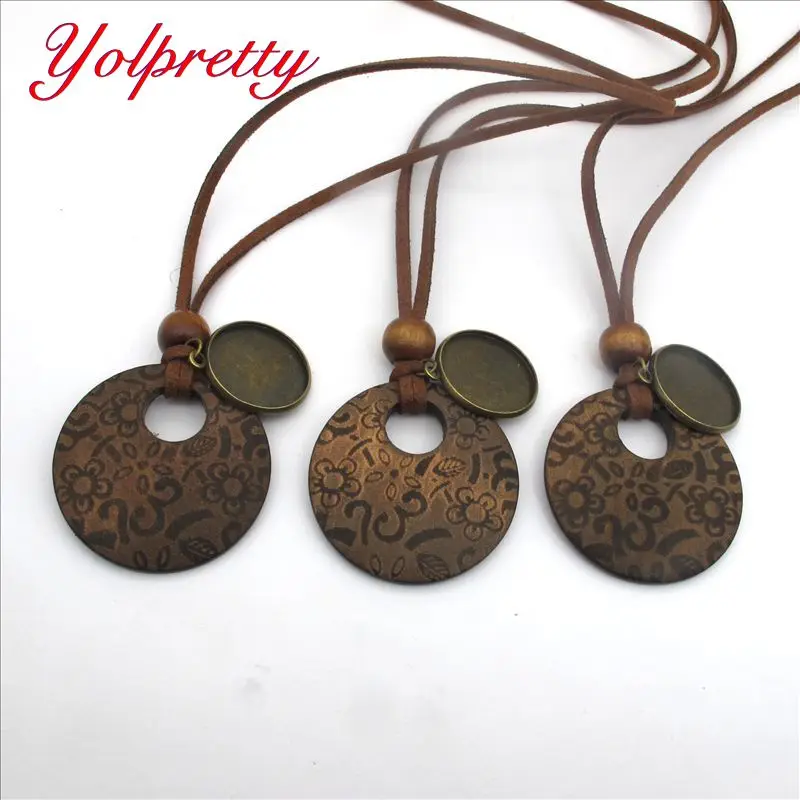 

Yolprtty New Fashion wholesale 3pcs 20mm Handmade Wood Laser Marking Necklace Accessories with Gemstone Base