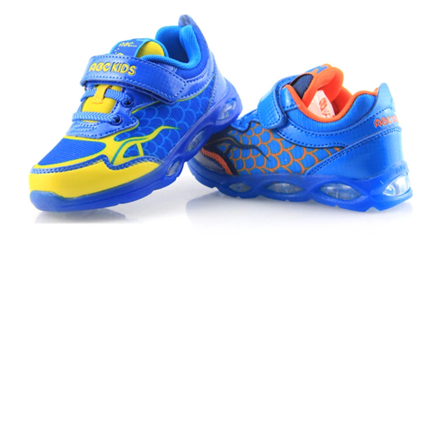 Children shoes with light 2017 мода дети мальчики повседневная световой водить детей