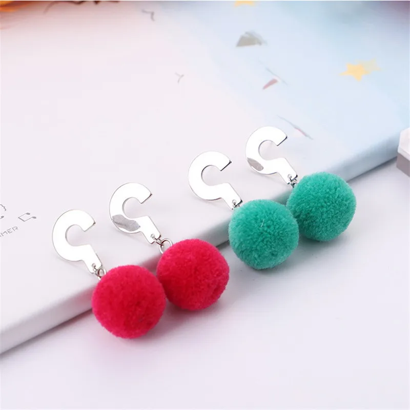 Doreen Box Fashion Stud Earrings Exaggerated Vintage For Women Question Mark-Shaped Hand Made Plush Ball Party Jewelry 1 Pair | Украшения и