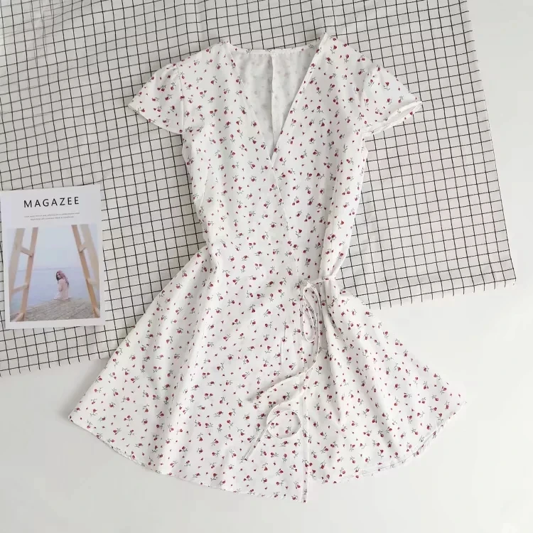 Women V Neck Short Sleeve Wrap Dress In Floral