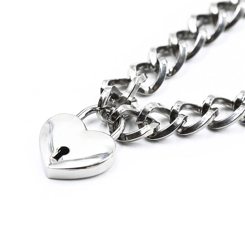 Fashion Materials Alloy Bold Iron Chain Heart Lock Collar For Women Men Sex Toys |