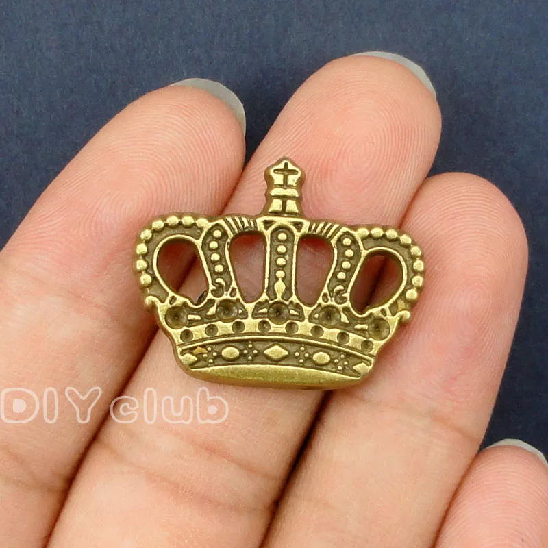 

30pcs-Antique Bronze Tone Crown Charm Pendant 28x22mm