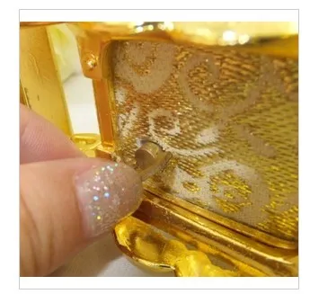 

European royal wedding gift egg music box practical choice for Christmas gift the Qixi Festival love girlfriend