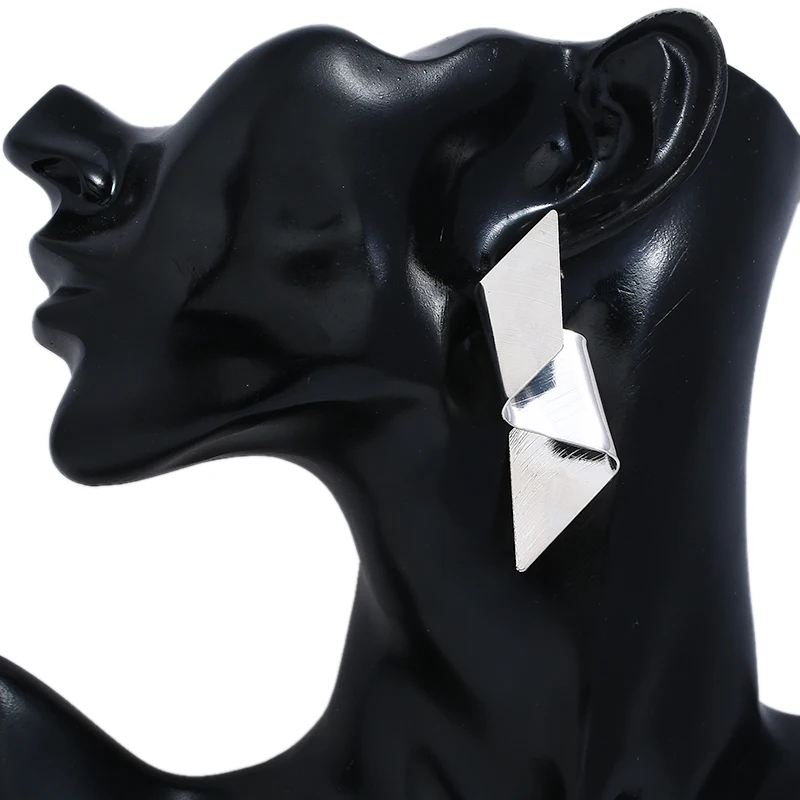 Женские большие серьги-пусеты | Украшения и аксессуары