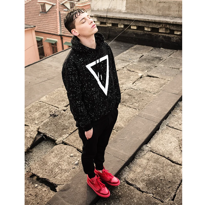 Новинка 2017 весна лето Мужская голова с капюшоном мужская прилив бренд Молодежная