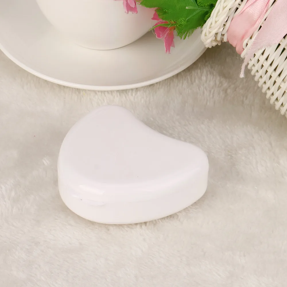 

Denture Bath Appliance Heart-shaped False Teeth Box Storage Case Rinsing Basket