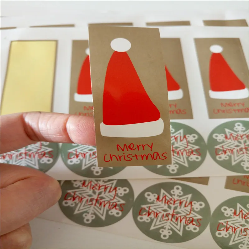 5PCS/LOT Scrapbooking Merry Christmas Hat Kraft Sticker Cookie/Cake/Gift Labels Stickers Kitchen Sweets Party Seal |