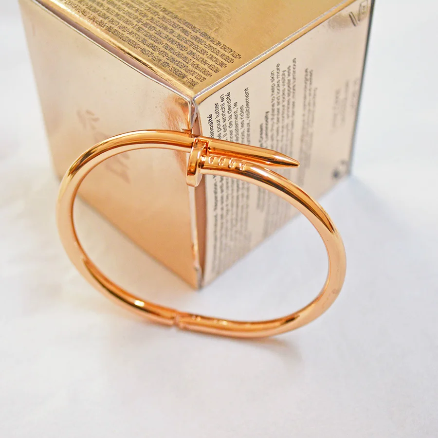 2018 модные популярные Jewelry Шурупы Ногтей Браслет-манжета и Браслеты для Для женщин