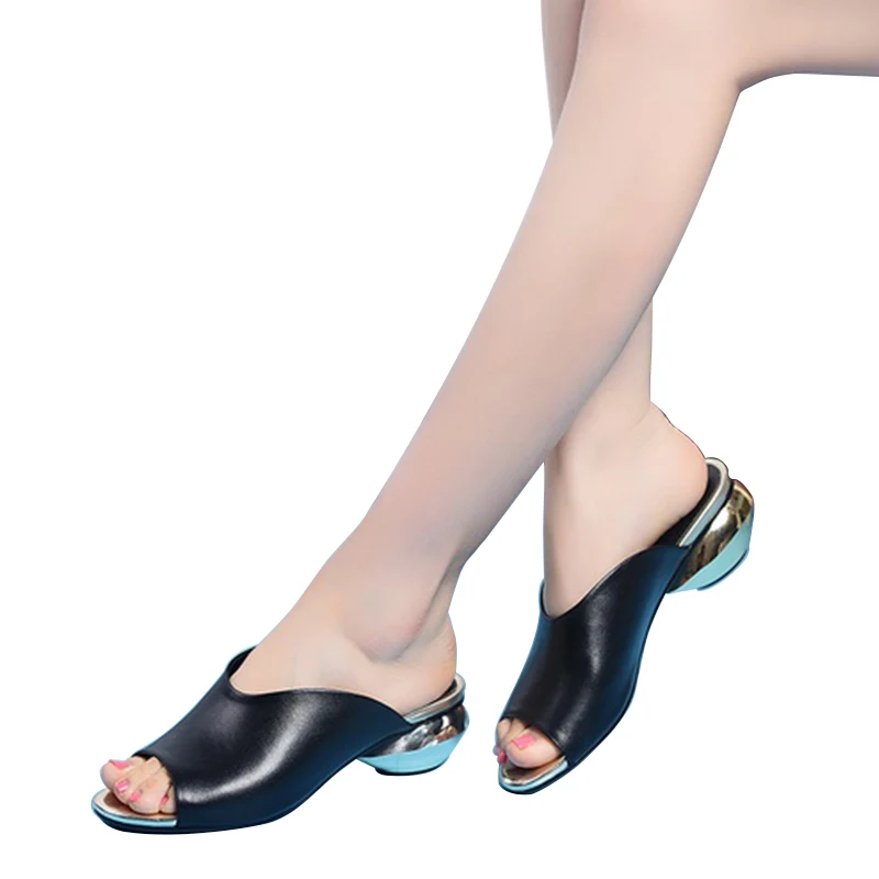 

JK 2018 Genuine Leather Slides Fashion Women Slippers Med Thick Heeled Peep Toe Mules Summer Outside Solid Leisure Women Shoes