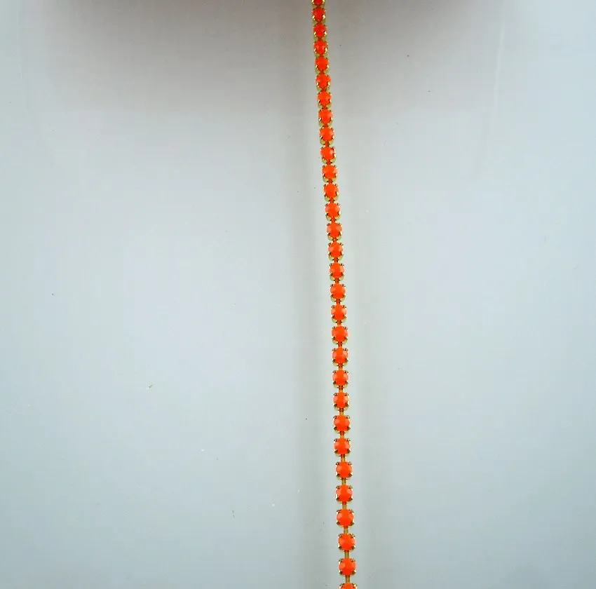 Сделай Сам SS6 Акриловые Кристаллы 2 мм Стразы Золотая металлическая чашка коготь