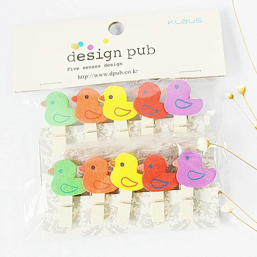 

10 pcs/lot Cute Cartoon Chicken Wooden Clip Photo paper Clothespin Craft Clips Party Decoration Clip with Hemp Rope