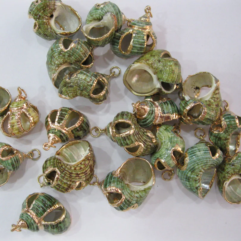 Изящный Золотой Cowry корпус Бесплатная форма кулон ракушка в золотом браслете