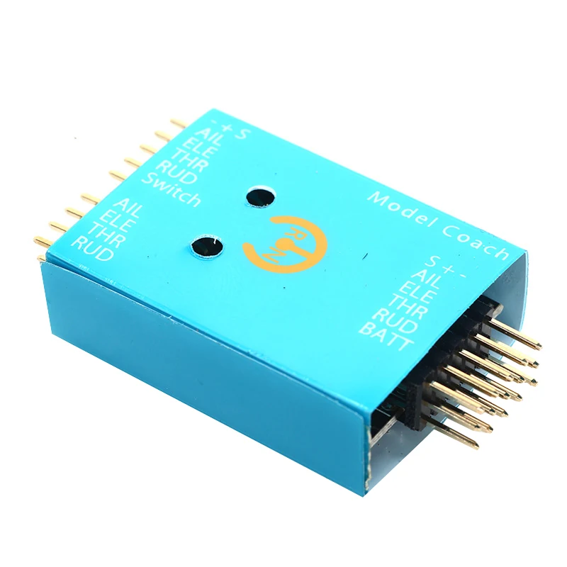 Многоосевая четырехосевая модель с фиксированным крылом тренер для самолета