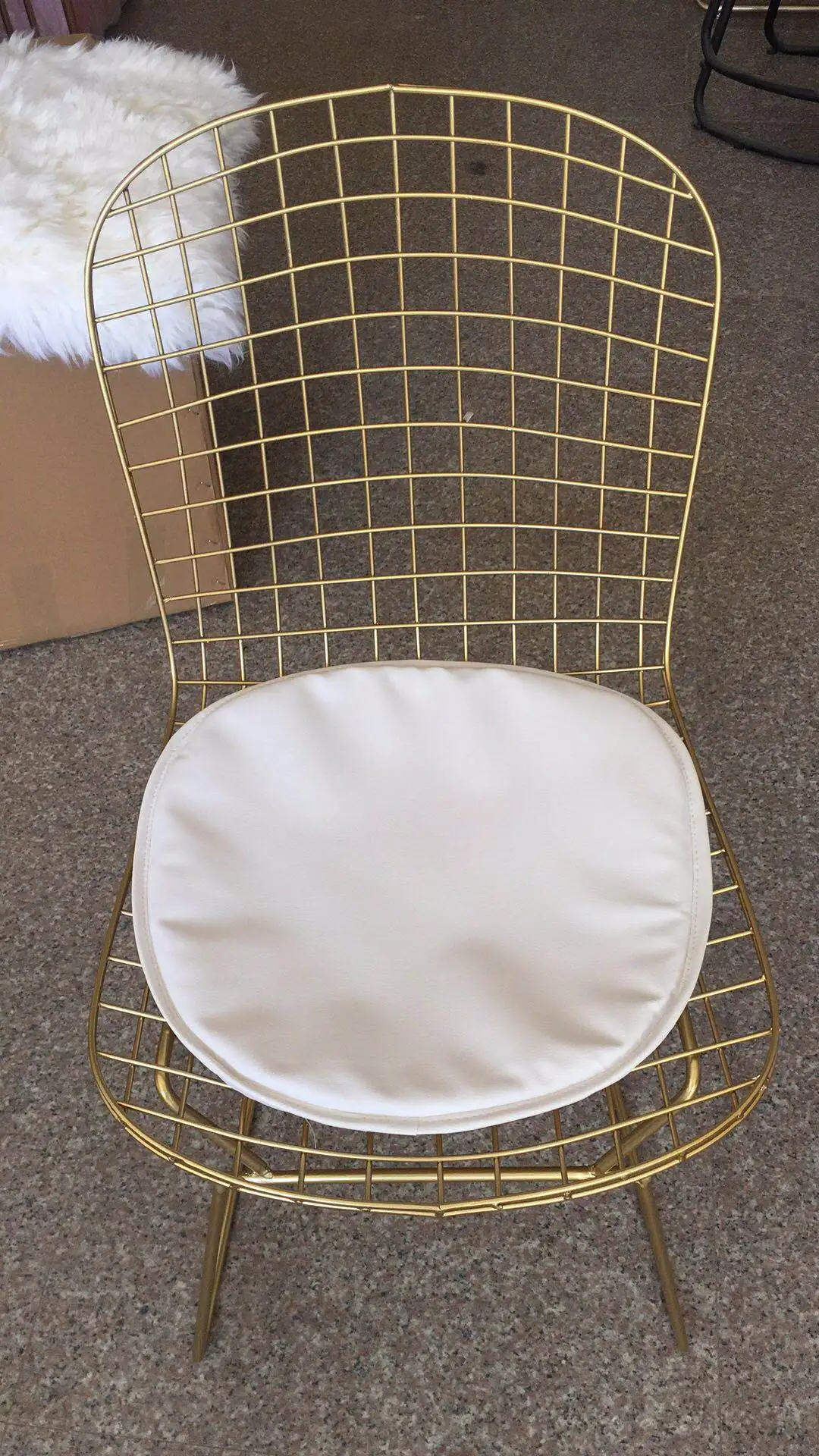 golden chair PU mat Нордический золотой железный стул в дырочку стул для столовой офиса домашнего кофе с 100/50*50 см шерстяная подушка - Цвет: golden chair PU mat
