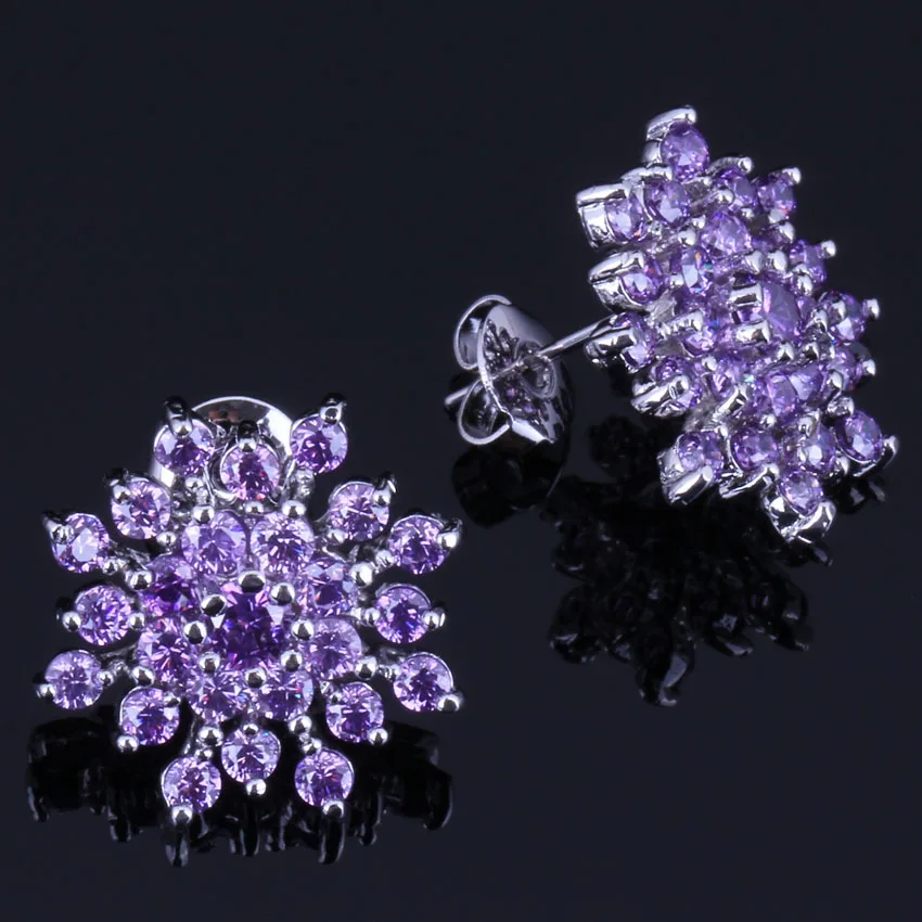 

Exquisite Snowflake Purple Cubic Zirconia Silver Plated Stud Earrings V0850