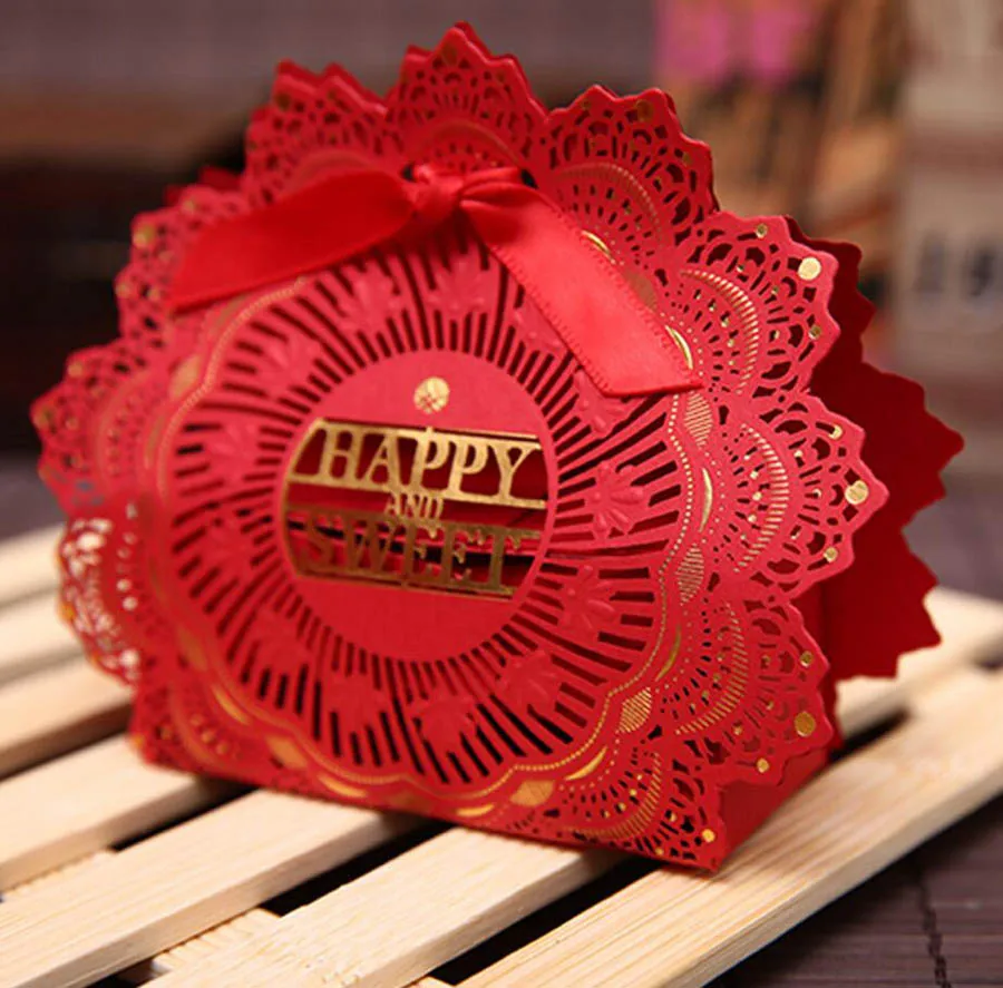 

100pcs Red Hollow Laser Cut Flowers Happy&Sweet Candy Chocolate Box Boxes For Wedding Party Birthday Baby Shower Favors Gift
