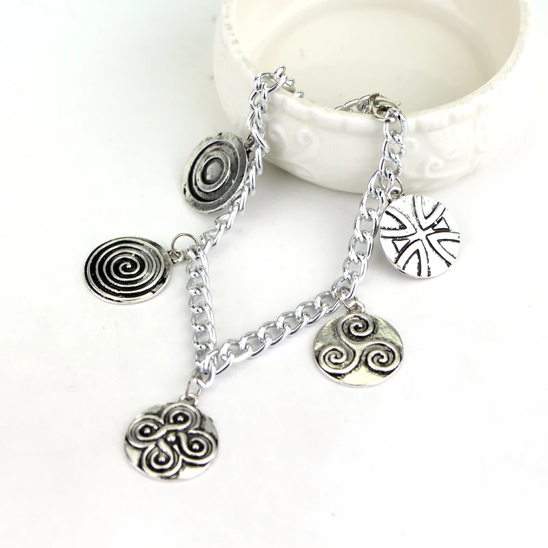 Лидер продаж Подростковый модный браслет с подвеской из сплава волка оптовая