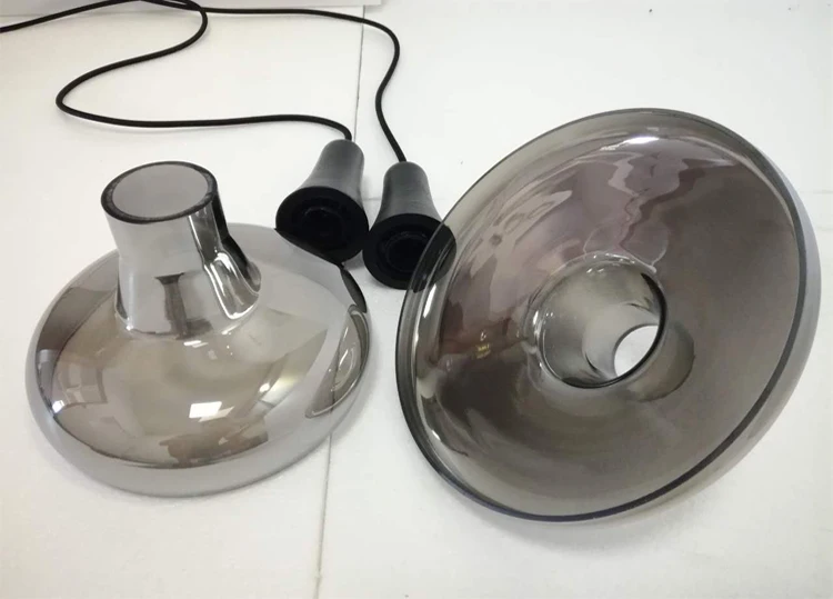 Винтажный стеклянный подвесной светильник серого цвета прозрачный янтарный