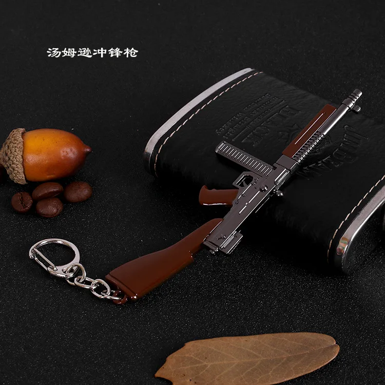 Горячая игра 38 стилей PUBG CS GO брелоки в виде оружия AK47 модель оружия 98K снайперская винтовка брелок для мужчин Подарки сувениры 12 см