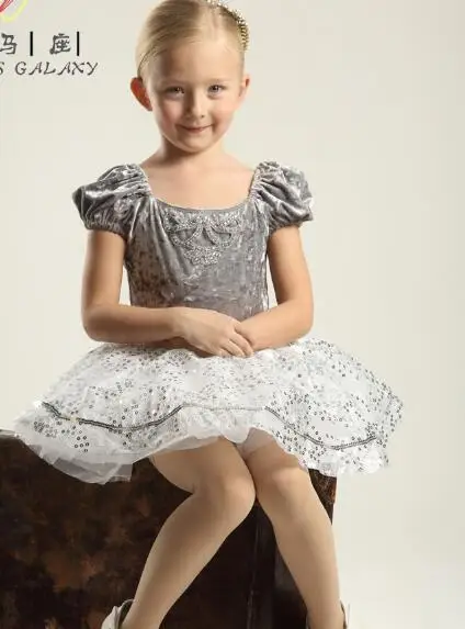 Серебристо-серое балетное платье-пачка принцессы для танцев балерины девочек