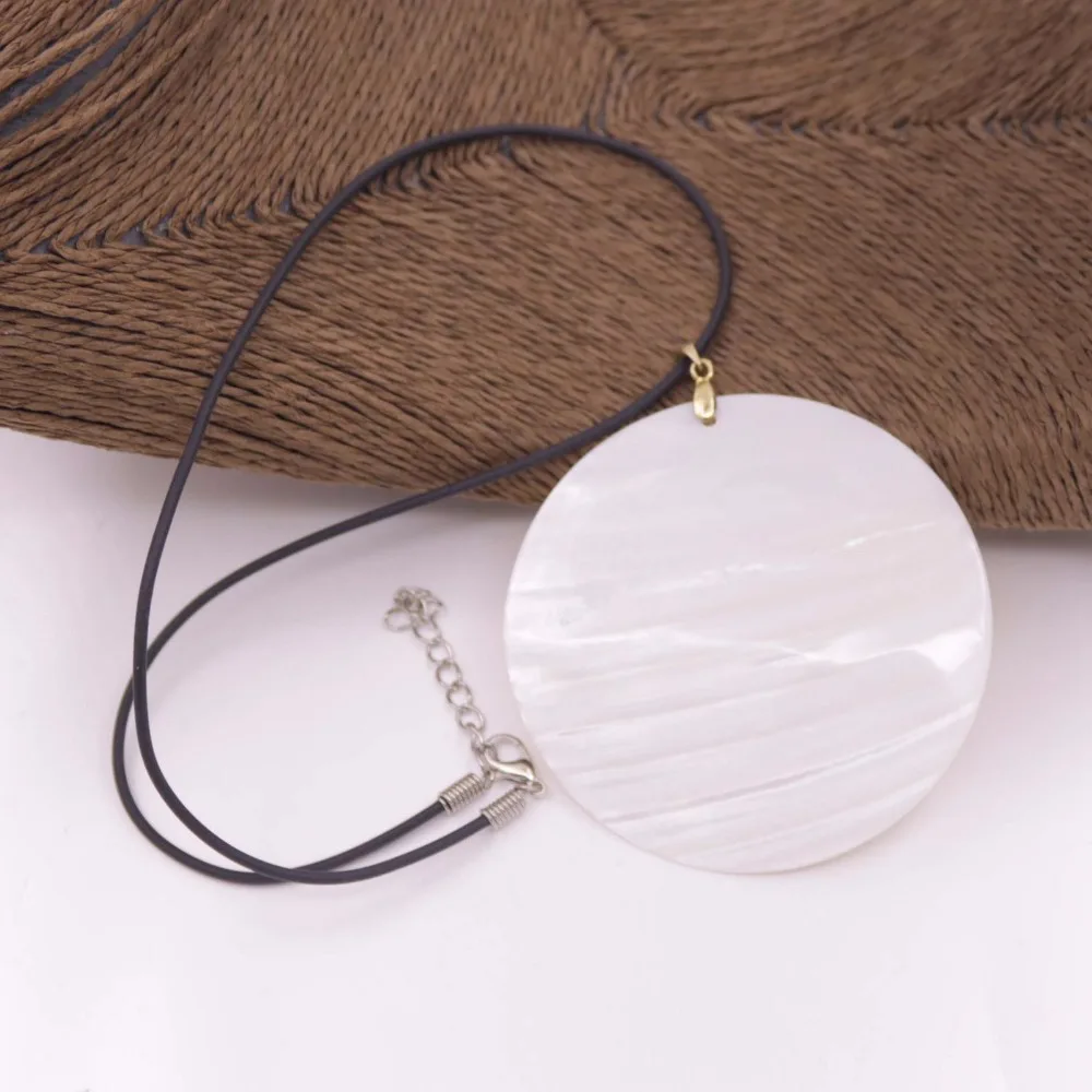 Подвеска в виде ракушки круглого диска натуральная белая перламутровая 18 дюймов