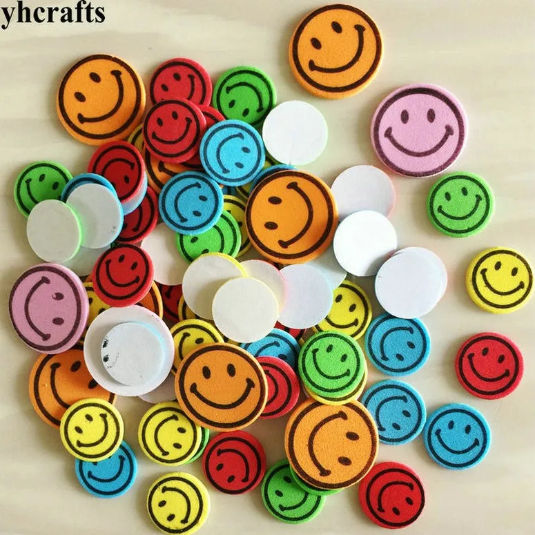 80PCS colorful smile 1 упаковка/Партия. Наклейки из пенопласта с космическим космосом, звездами, ракетами, для раннего обучения, сделай сам, игрушки для занятий, детская комната, украшение, подарки на день рождения - Цвет: 80PCS colorful smile