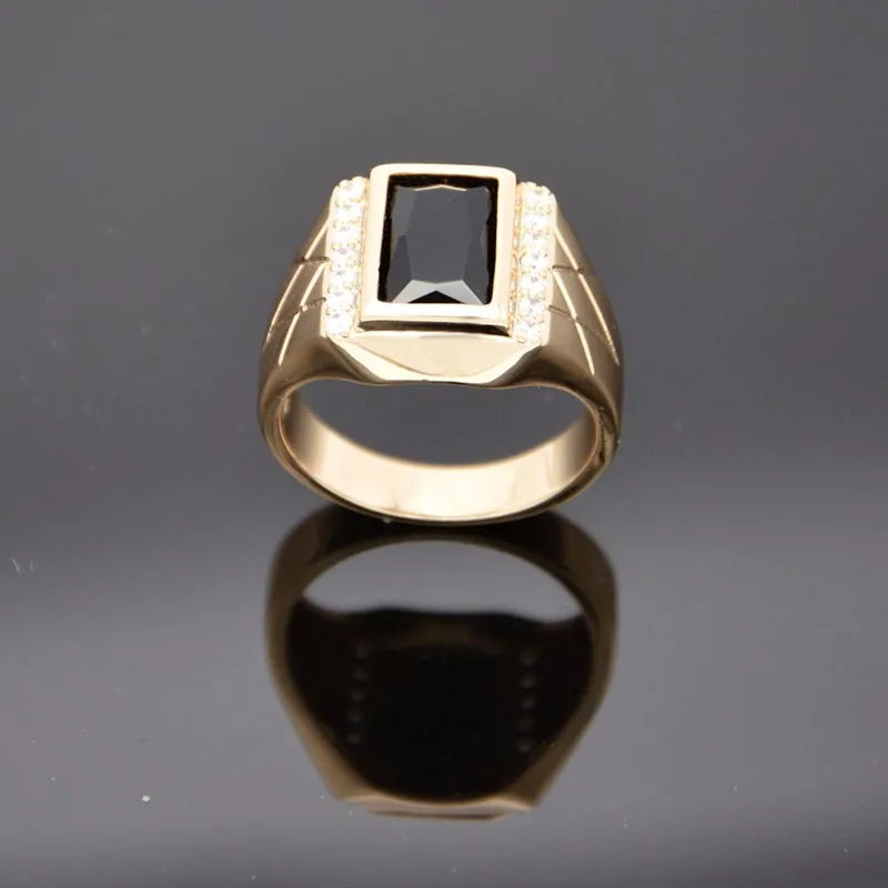 Печатка мужская с чёрным камнем позолоченным покрытием.|men wedding ring|wedding ringsring for |