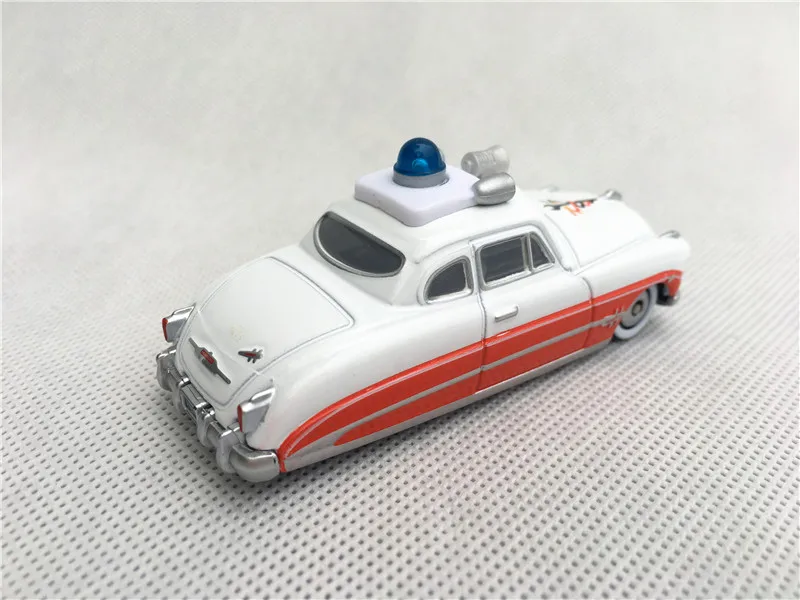 Tomy Tomica disney Pixar Автомобили C-39 спасательные Go Doc Hudson скорой помощи тип металла литой под давлением игрушечный автомобиль