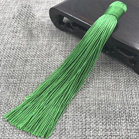 Light green 10 шт 22 см многоцветные базовые кисточки ручной работы полиэстер шелк кисточка для ювелирных изделий Подвески DIY Одежда/сумка кулон аксессуар - Цвет: Light green