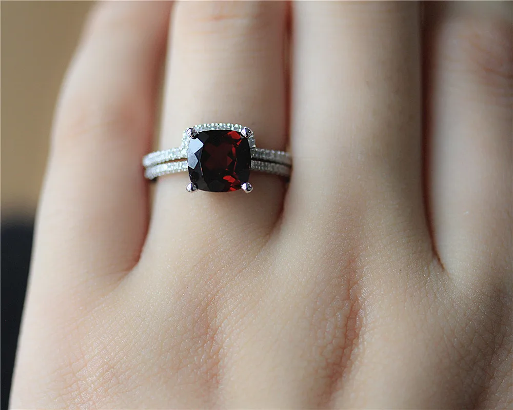 

DUPUY 2pcs Garnet Engagement Ring Set 8mm Cushion Cut Garnet Half Eternity Diamonds Curved Wedding Band 14K White Gold Ring Set