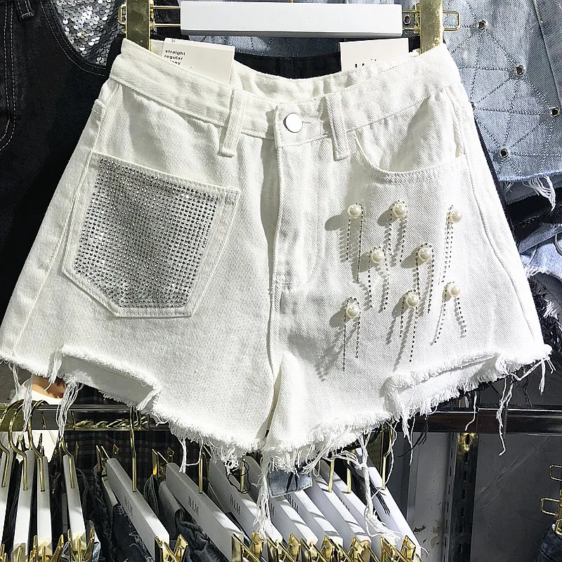 

2019 Summer New Denim Shorts Womans Drill Nail Beads Jeans Shorts Women Korean Holes Wide Legs Short Jeans H097