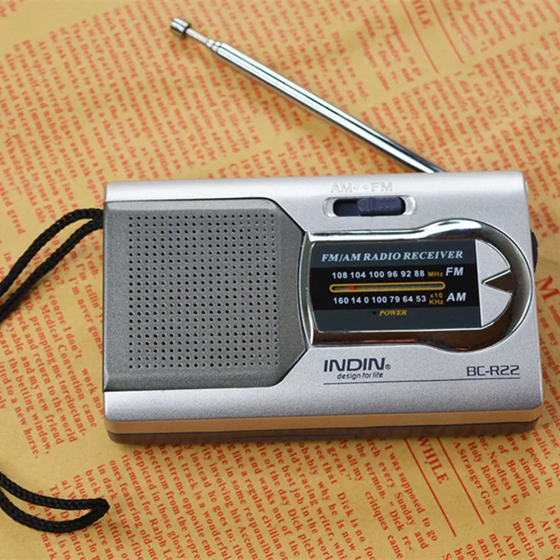 Universal Radio FM 88-108 AM 530-1600 KHz World Receiver Built in Speaker | Электроника