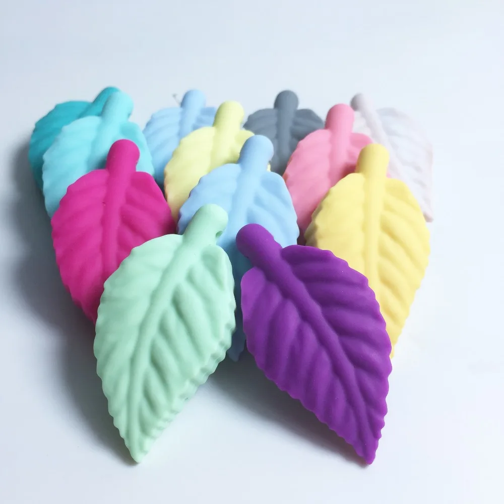 

30PCS Silicone Leaf Teether Beads Nursing Silicone Baby Pendant Necklace Beads BPA Free Teething Toys Leaf shape Beads Pendant
