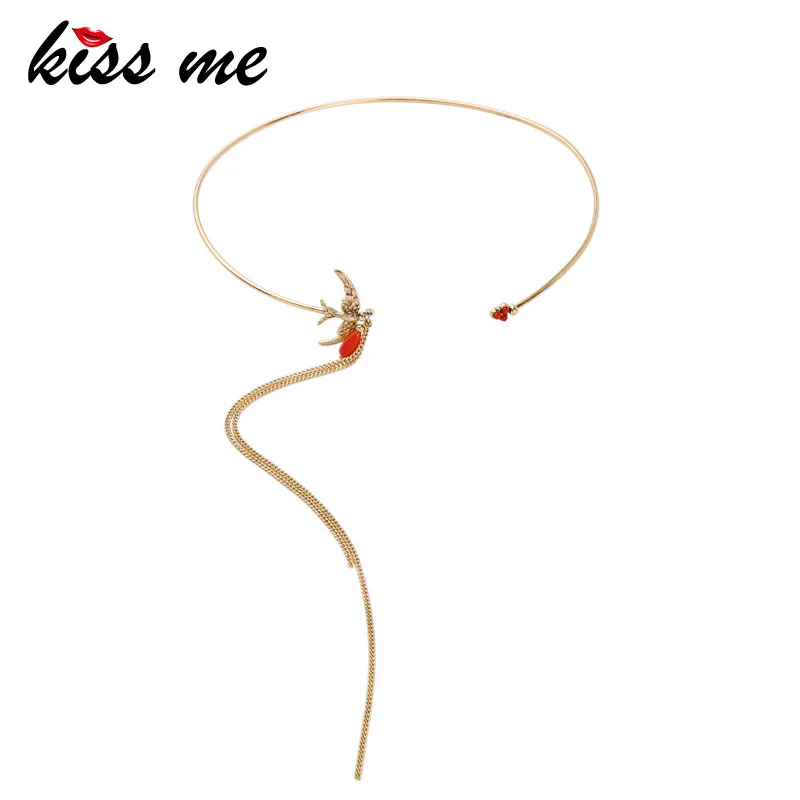 Винтажное колье чокер Kiss ME с золотым покрытием и блестящими кристаллами в виде
