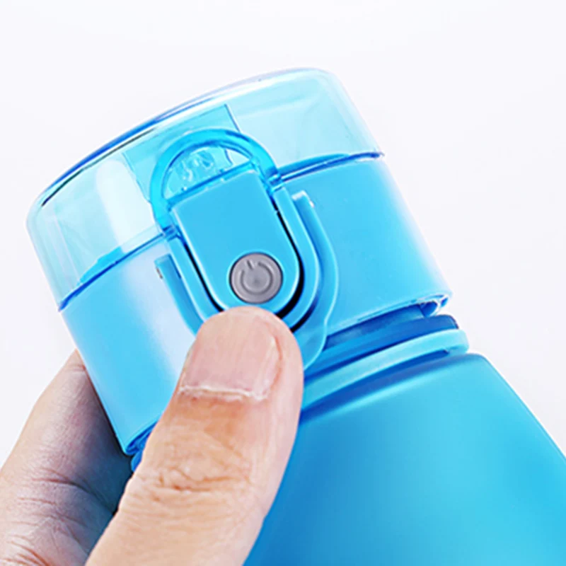 Детская портативная бутылка для воды QuickDone 300 мл без бисфенола А с соломинкой